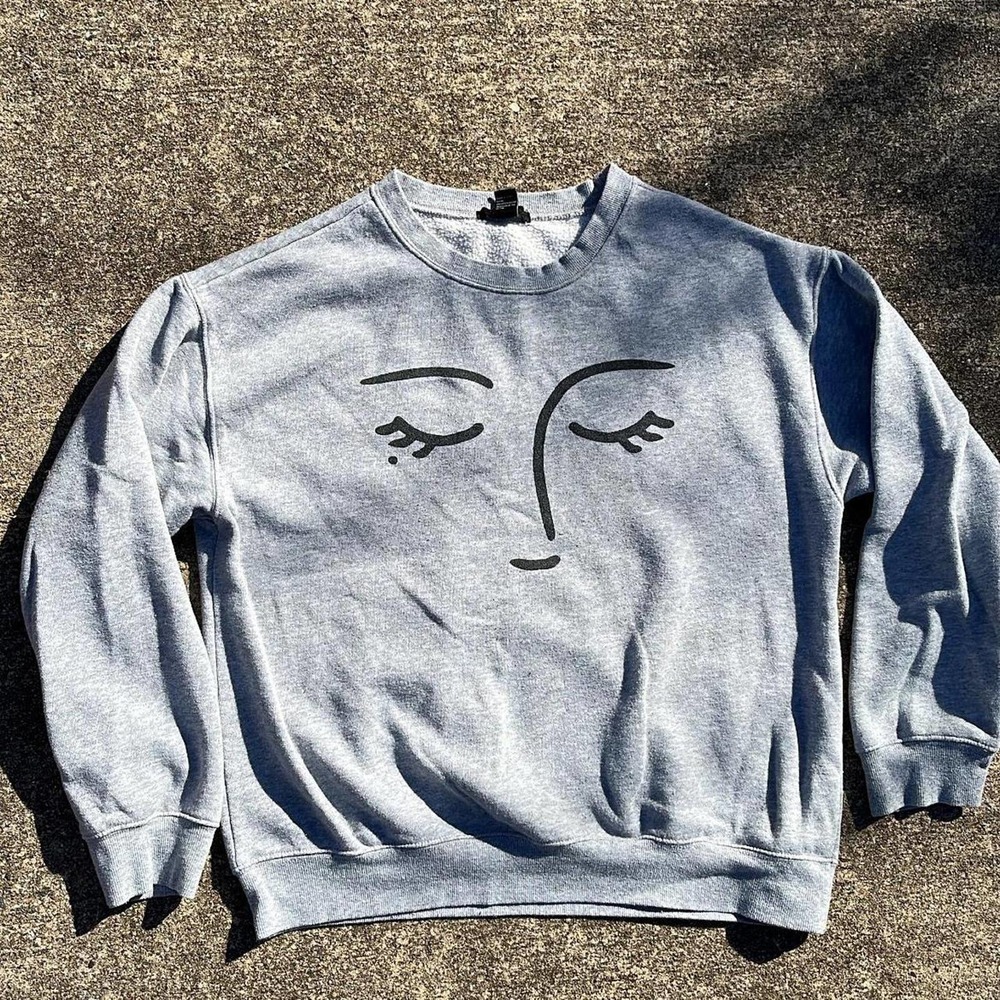 Line Art Graphic Sweatshirt